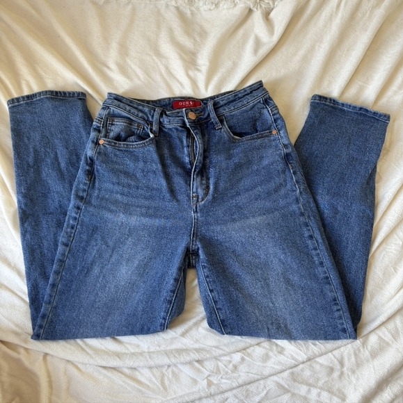 Guess Classic Blue Mom Jeans - Picture 6 of 6